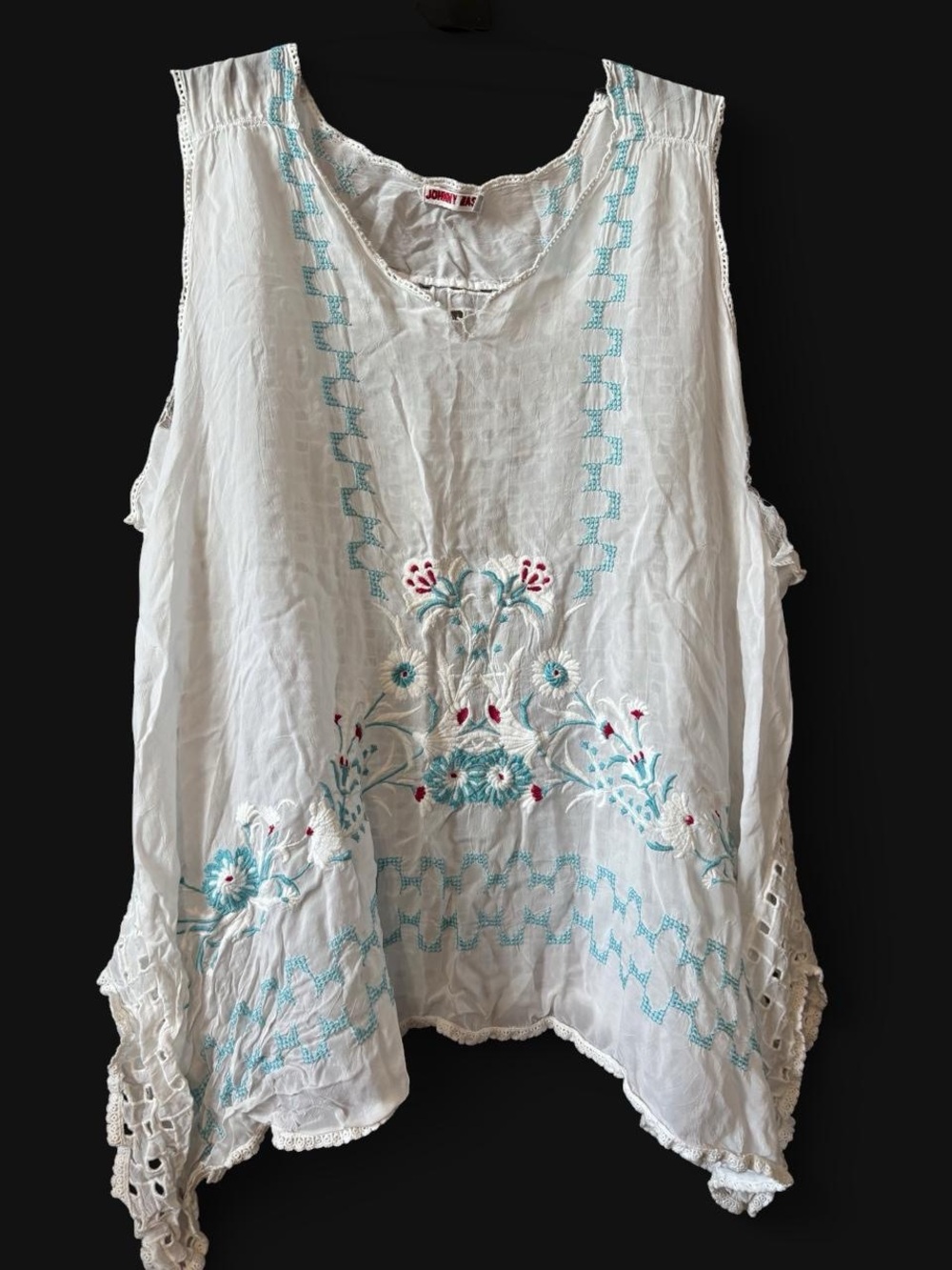 Johnny Was White Boho Embroidered Tunic with Aqua and Red Accents
